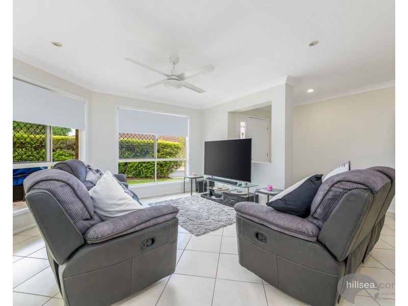 1/218 Central Street, Labrador QLD 4215
