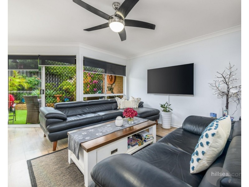 1/427 Pine Ridge Road, Runaway Bay QLD 4216