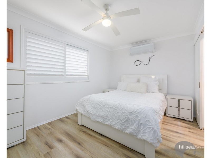 1/427 Pine Ridge Road, Runaway Bay QLD 4216