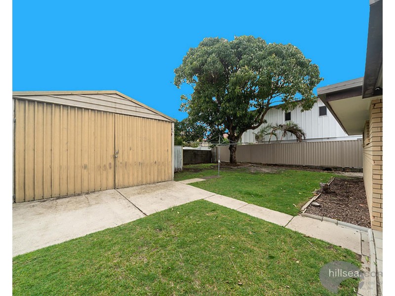 9 Donald Avenue, Paradise Point QLD 4216