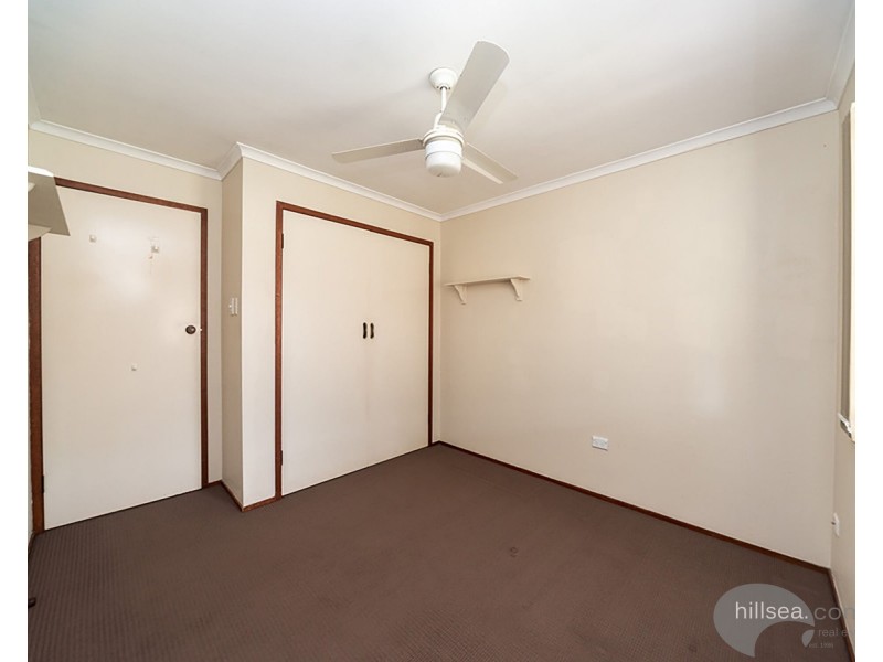 9 Donald Avenue, Paradise Point QLD 4216