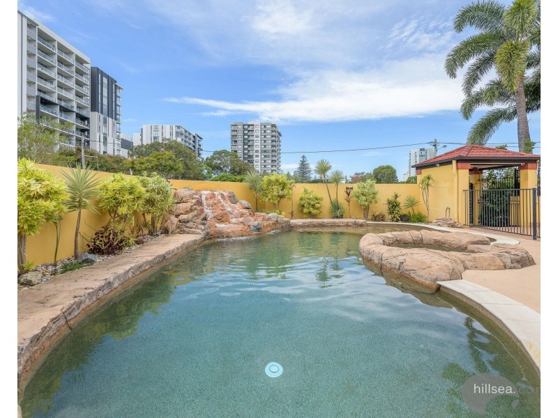 14/10-12 Bath Street, Labrador QLD 4215