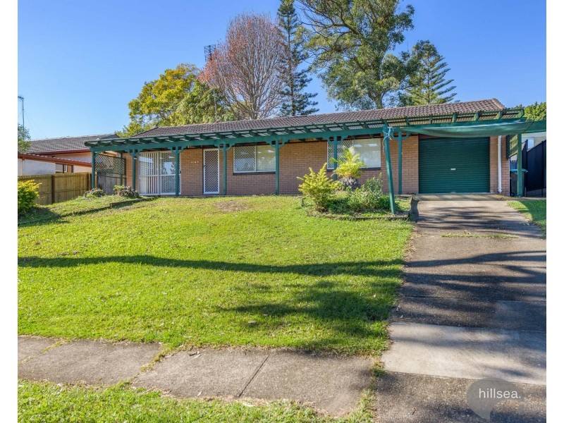 11 Winani Drive, Ashmore QLD 4214
