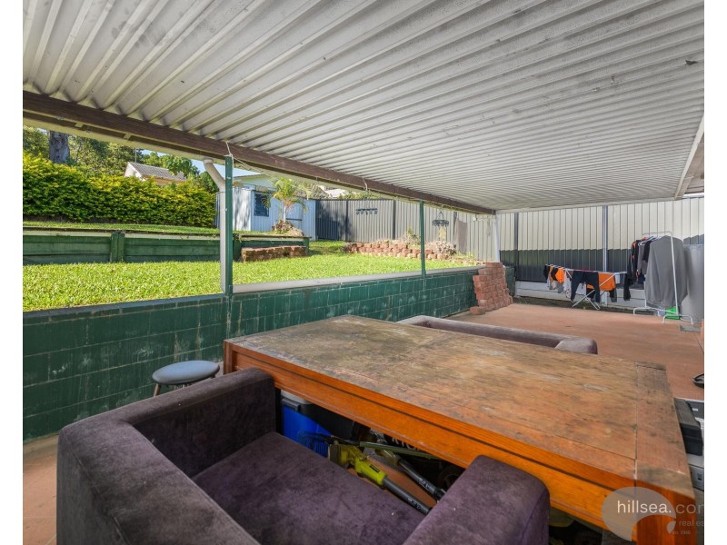 11 Winani Drive, Ashmore QLD 4214