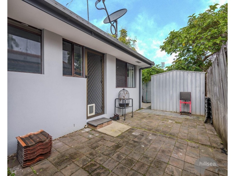 1/6 Botanical Drive, Labrador QLD 4215