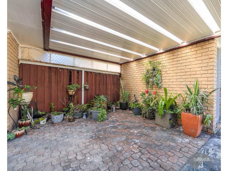 2/10 Eurimbula Court, Paradise Point QLD 4216