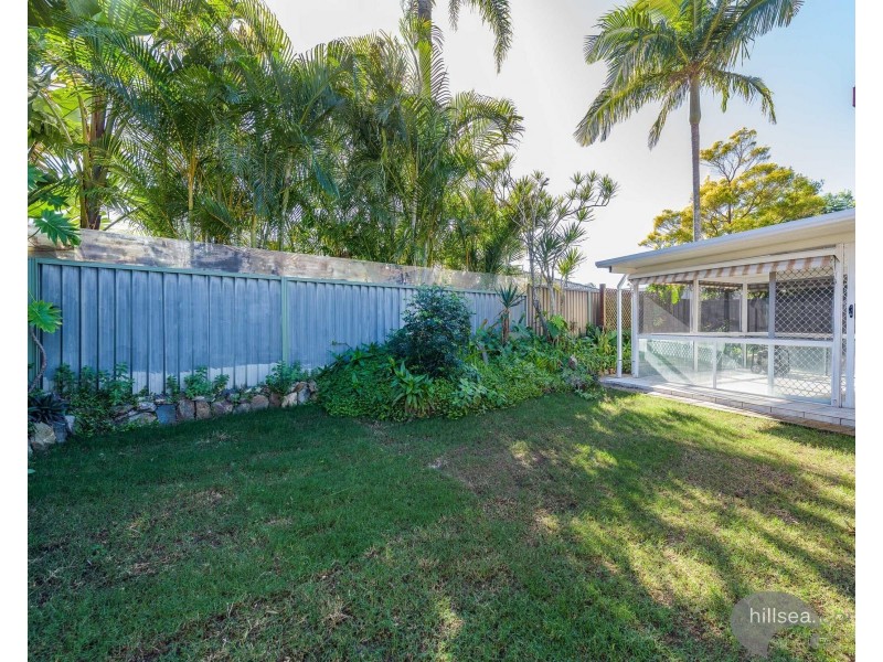 2/10 Eurimbula Court, Paradise Point QLD 4216