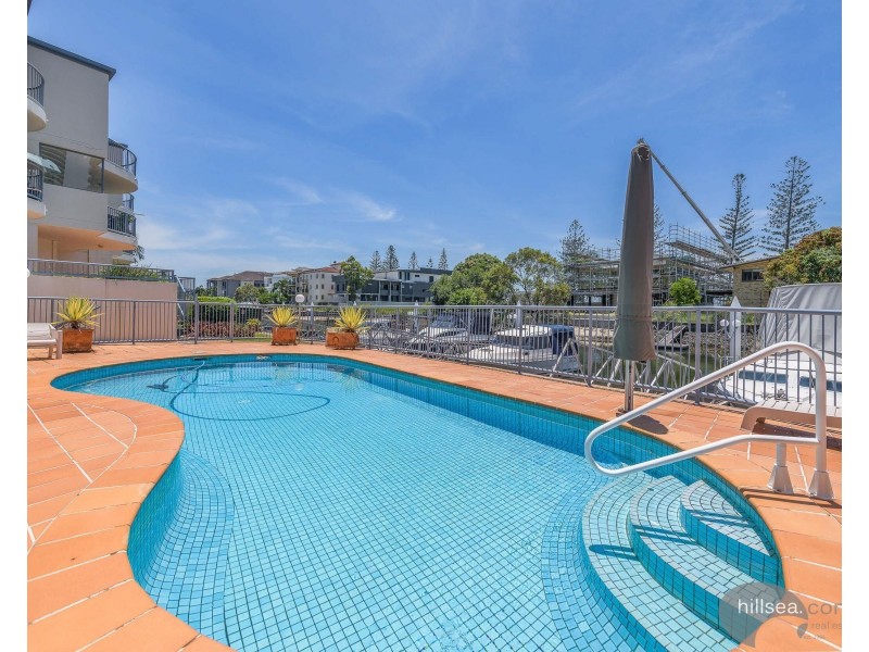 13/9-13 Madang Crescent, Runaway Bay QLD 4216