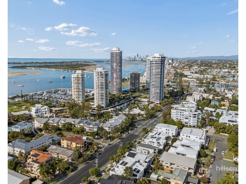 2/46 Bayview Street, Runaway Bay QLD 4216