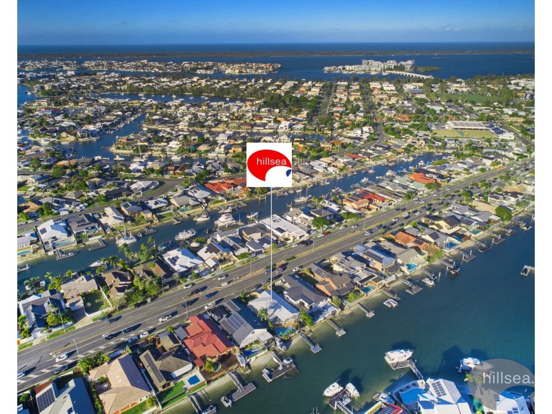 28 Oxley Drive, Paradise Point QLD 4216
