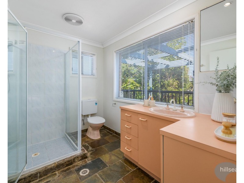 28 Oxley Drive, Paradise Point QLD 4216