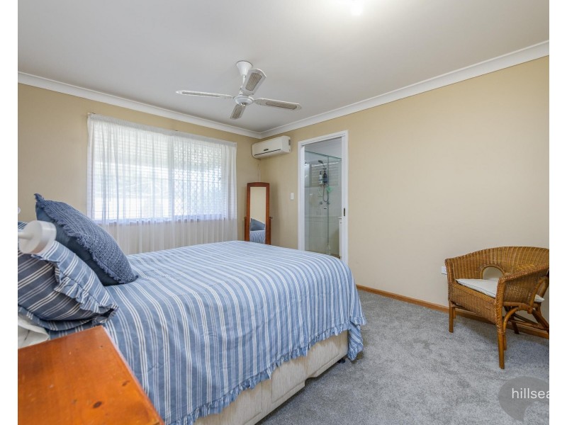 17 Jacaranda Avenue, Hollywell QLD 4216