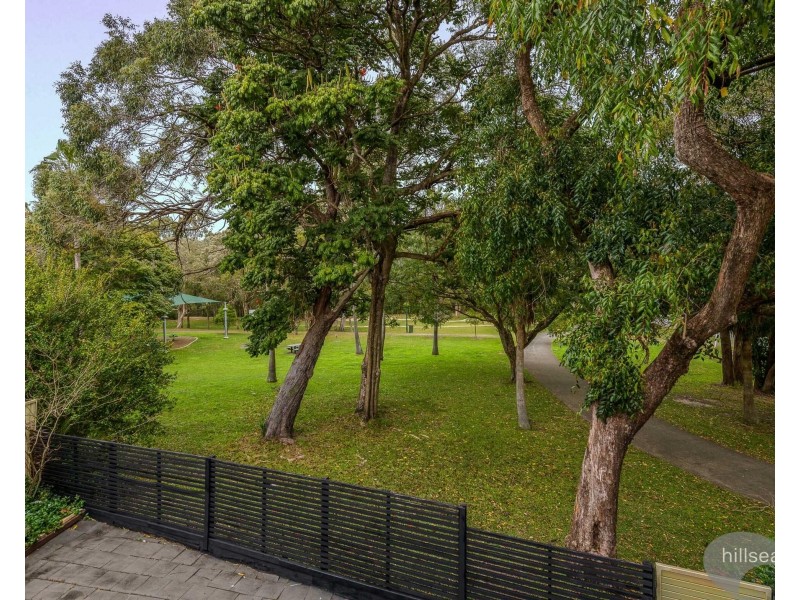 2/25 Ewan Street, Southport QLD 4215
