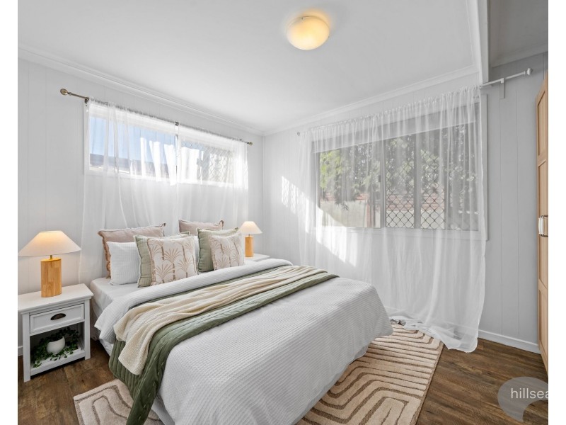 14 Kilmartin Esplanade, Biggera Waters QLD 4216