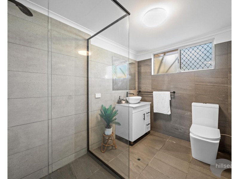 14 Kilmartin Esplanade, Biggera Waters QLD 4216