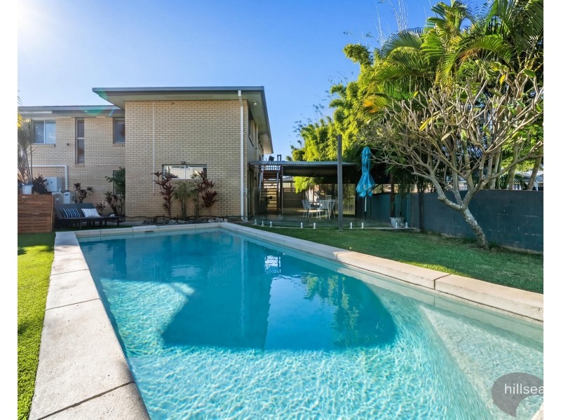 14 Kilmartin Esplanade, Biggera Waters QLD 4216