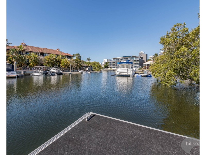 6/75-77 Bayview Street, Runaway Bay QLD 4216