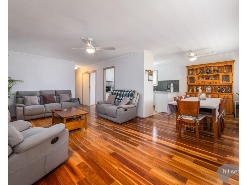 16 Ashgrove Avenue, Runaway Bay QLD 4216