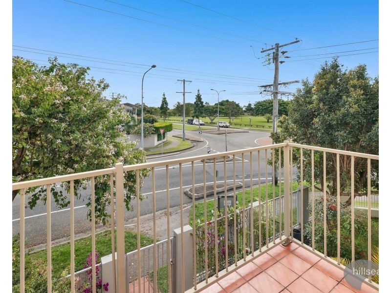 2/38 Abalone Avenue, Paradise Point QLD 4216