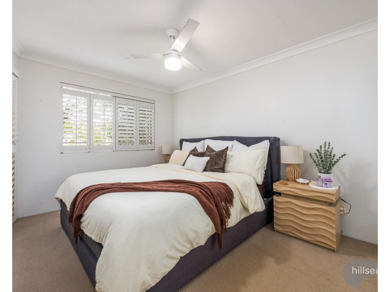 29/37 Bayview Street, Runaway Bay QLD 4216