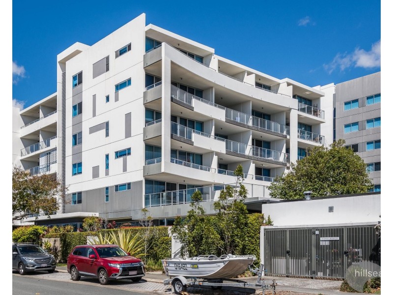 210/2 East Quay Drive, Biggera Waters QLD 4216