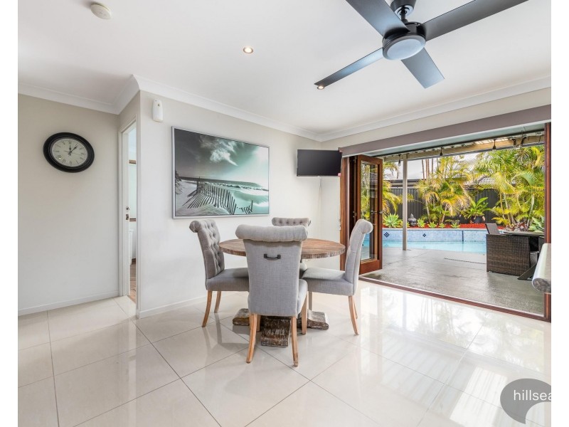 13 Minden Crescent, Helensvale QLD 4212