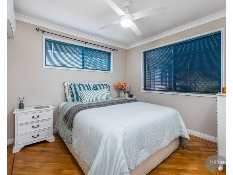 13 Minden Crescent, Helensvale QLD 4212