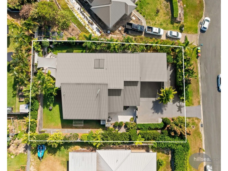 6 Middleham Fairway, Maudsland QLD 4210