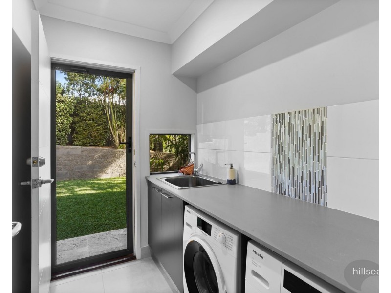 6 Middleham Fairway, Maudsland QLD 4210