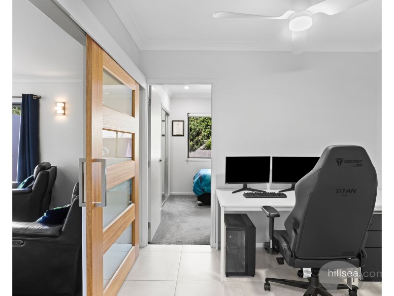 6 Middleham Fairway, Maudsland QLD 4210