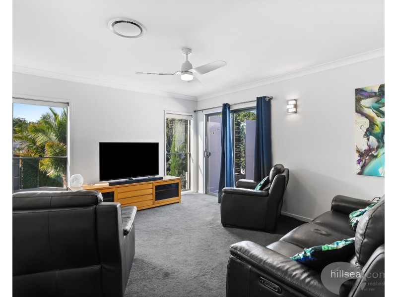 6 Middleham Fairway, Maudsland QLD 4210