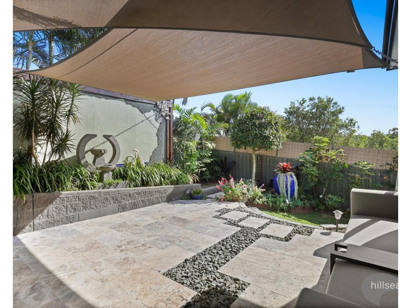 6 Middleham Fairway, Maudsland QLD 4210