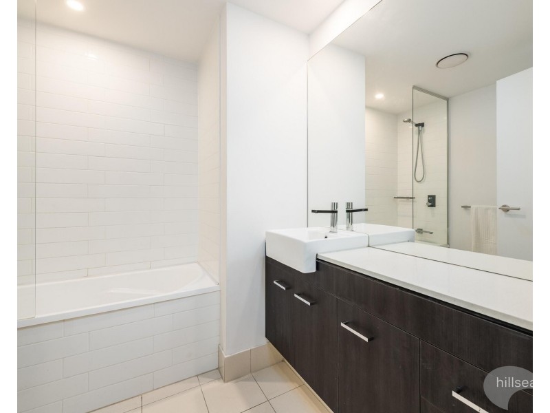4406/25 East Quay Drive, Biggera Waters QLD 4216