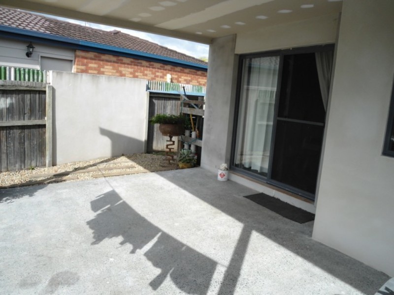 2/15 Crystal Reef Drive, Coombabah QLD 4216