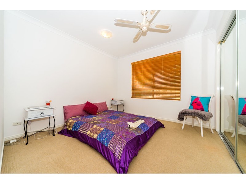 14/89 Bayview Street, Runaway Bay QLD 4216