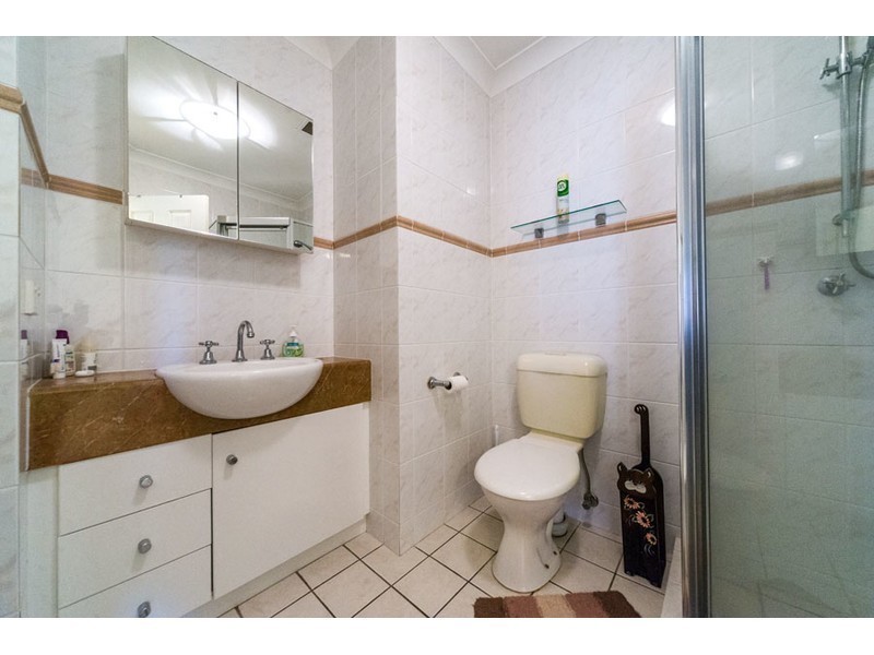 14/89 Bayview Street, Runaway Bay QLD 4216