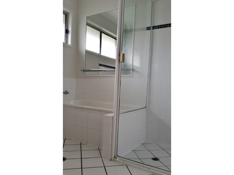 35 Salvia Street, Hollywell QLD 4216