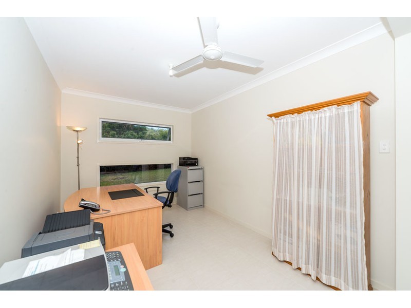 19 Tuxedo Junction Drive, Maudsland QLD 4210