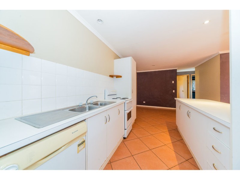 1/212 Olsen Avenue, Arundel QLD 4214