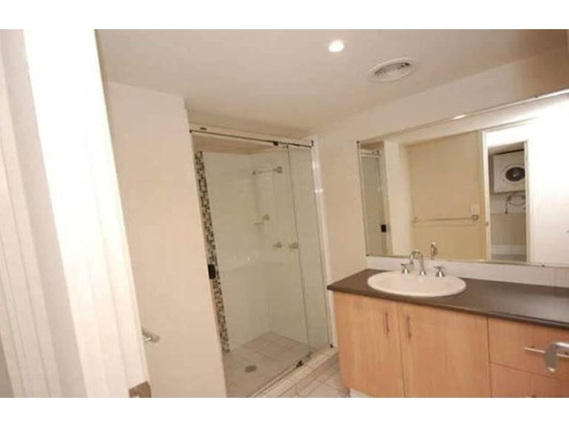 4/46-48 Lenneberg Street, Southport QLD 4215