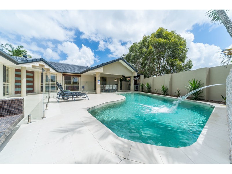 131 Monterey Keys Drive, Helensvale QLD 4212