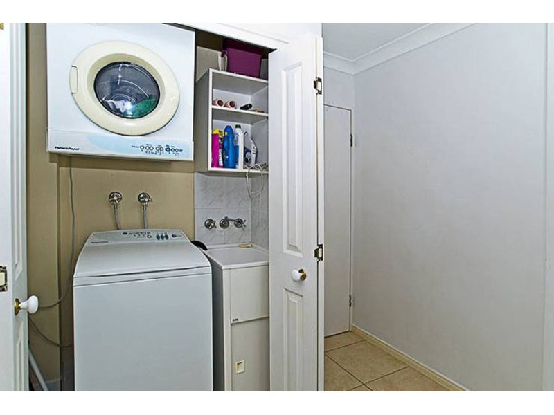 22/89 Bayview Street, Runaway Bay QLD 4216