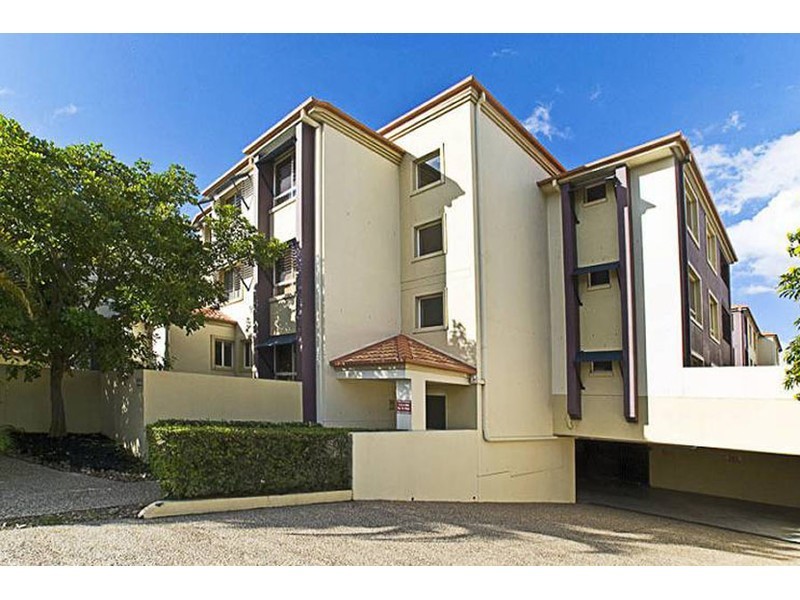 22/89 Bayview Street, Runaway Bay QLD 4216