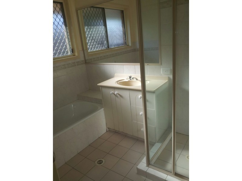 2 Rodriguez Court, Parkwood QLD 4214