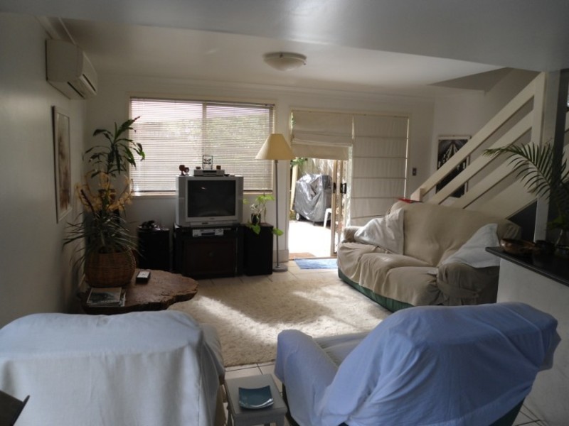 21/81 Olsen Avenue, Labrador QLD 4215