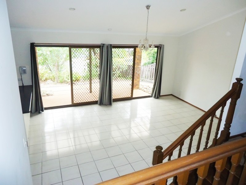 5 Cobram Place, Helensvale QLD 4212