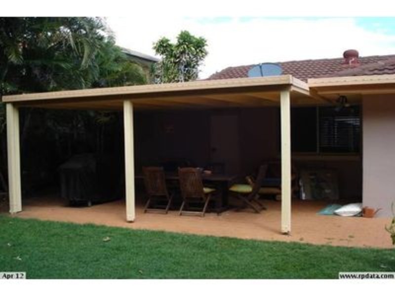 15 Shoveller Avenue, Paradise Point QLD 4216