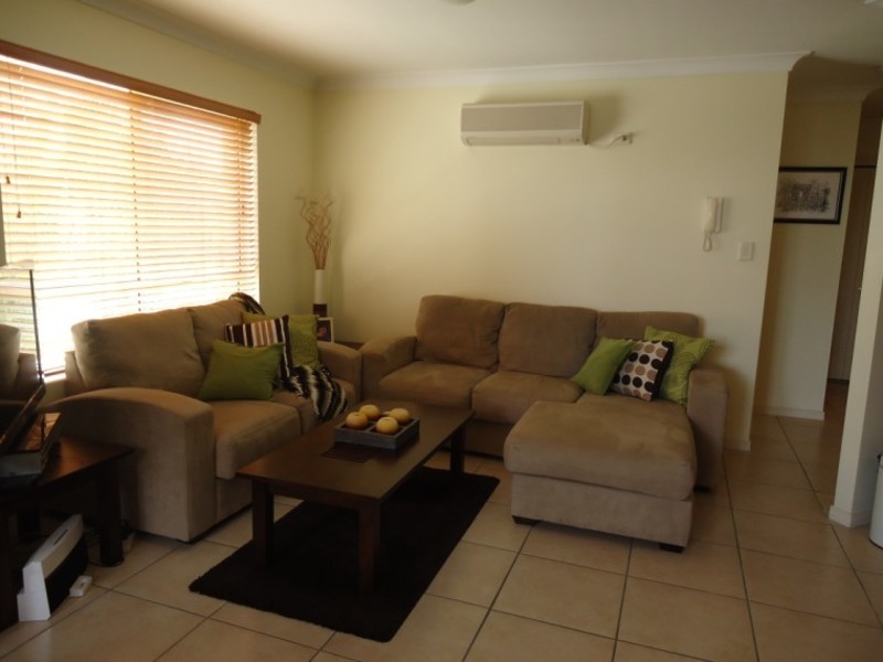 6/89 Bayview Street, Runaway Bay QLD 4216