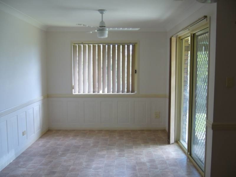 4 Guy Lane, Oxenford QLD 4210