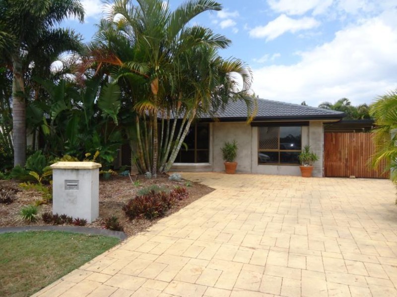 5 Bulla Court, Arundel QLD 4214